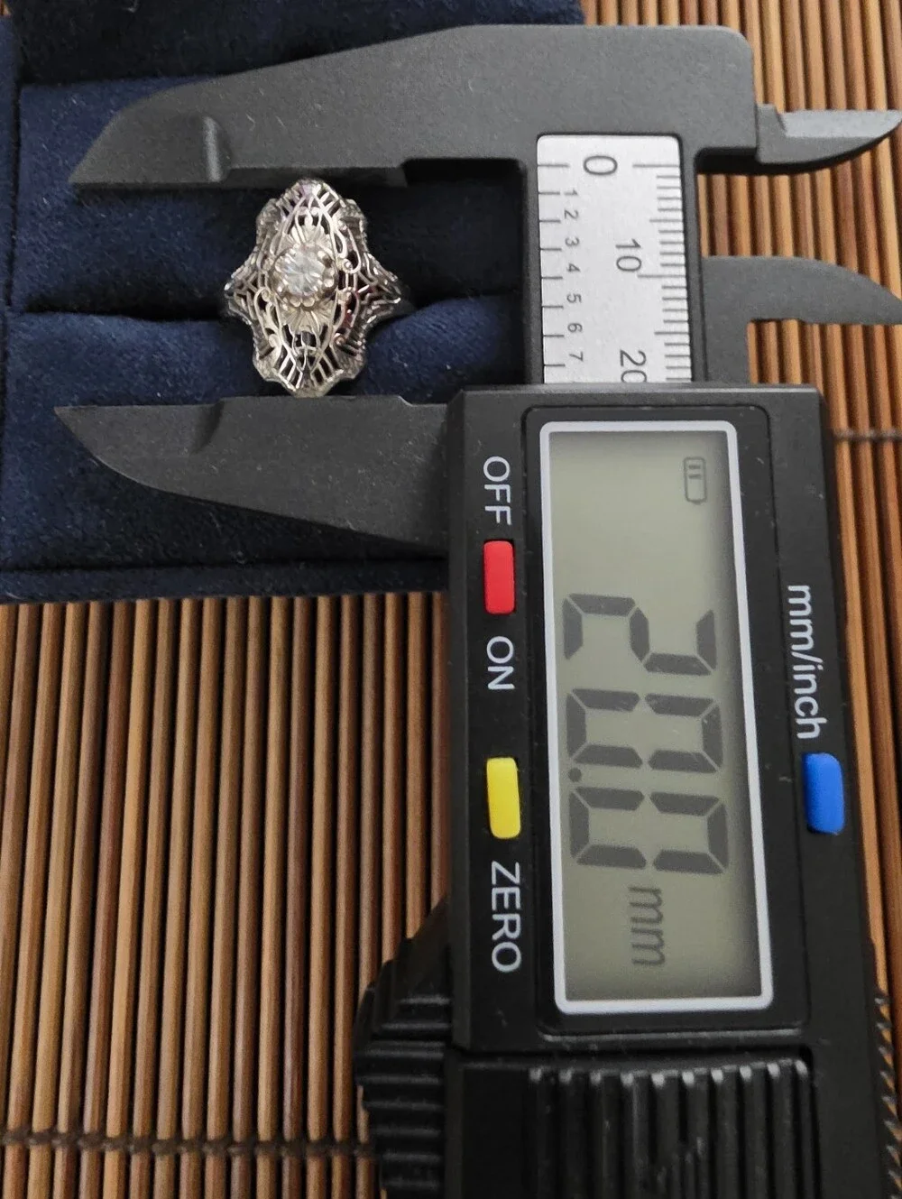 14k Diamond Filigree White Gold Ring (Vintage)